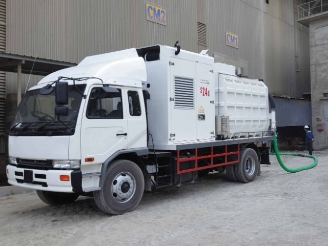 Trusted Sibilia Industrial Vacuum truck provider in Saudi Arabia
